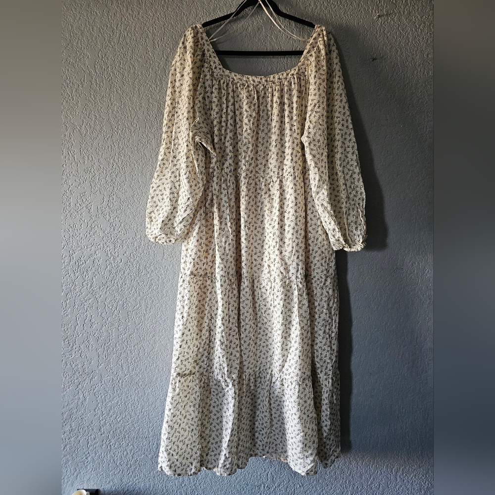Old Navy Cream Boho Maxi Dress with Tiny Floral Print Siz3 3X - Picture 2 of 11